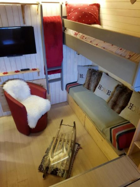 Chambre de skieur entièrement équipée La Tiny Princesse Rouge